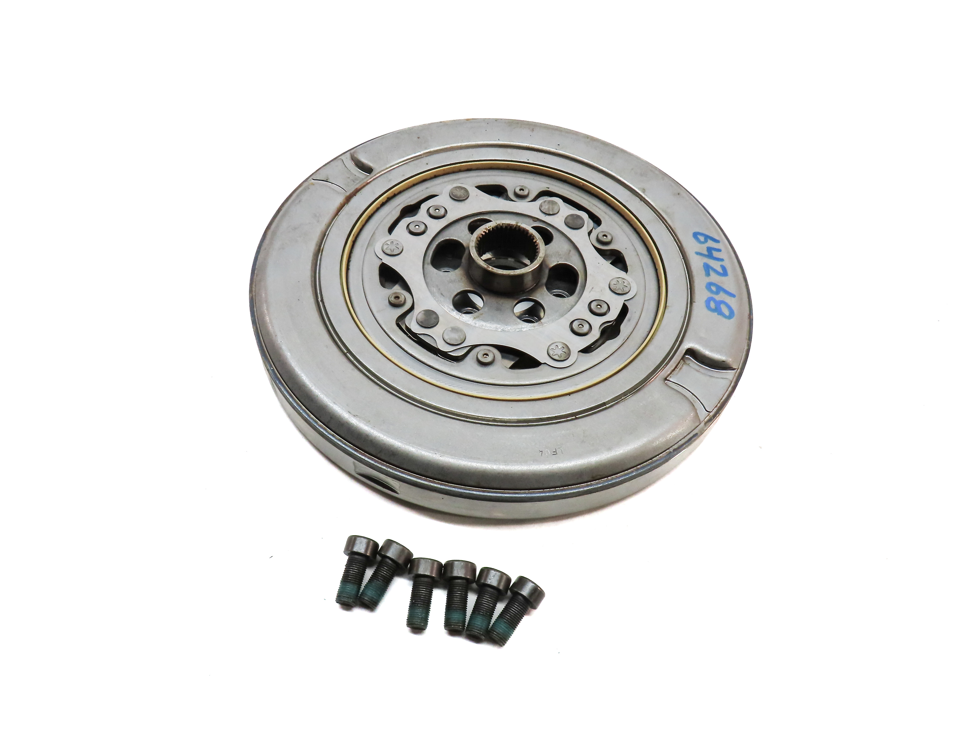 16-18 AUDI A3 E-TRON (8VF) 1.4L TURBO HYBRID AUTO FWD FLYWHEEL FLY WHEEL — exact item pictured